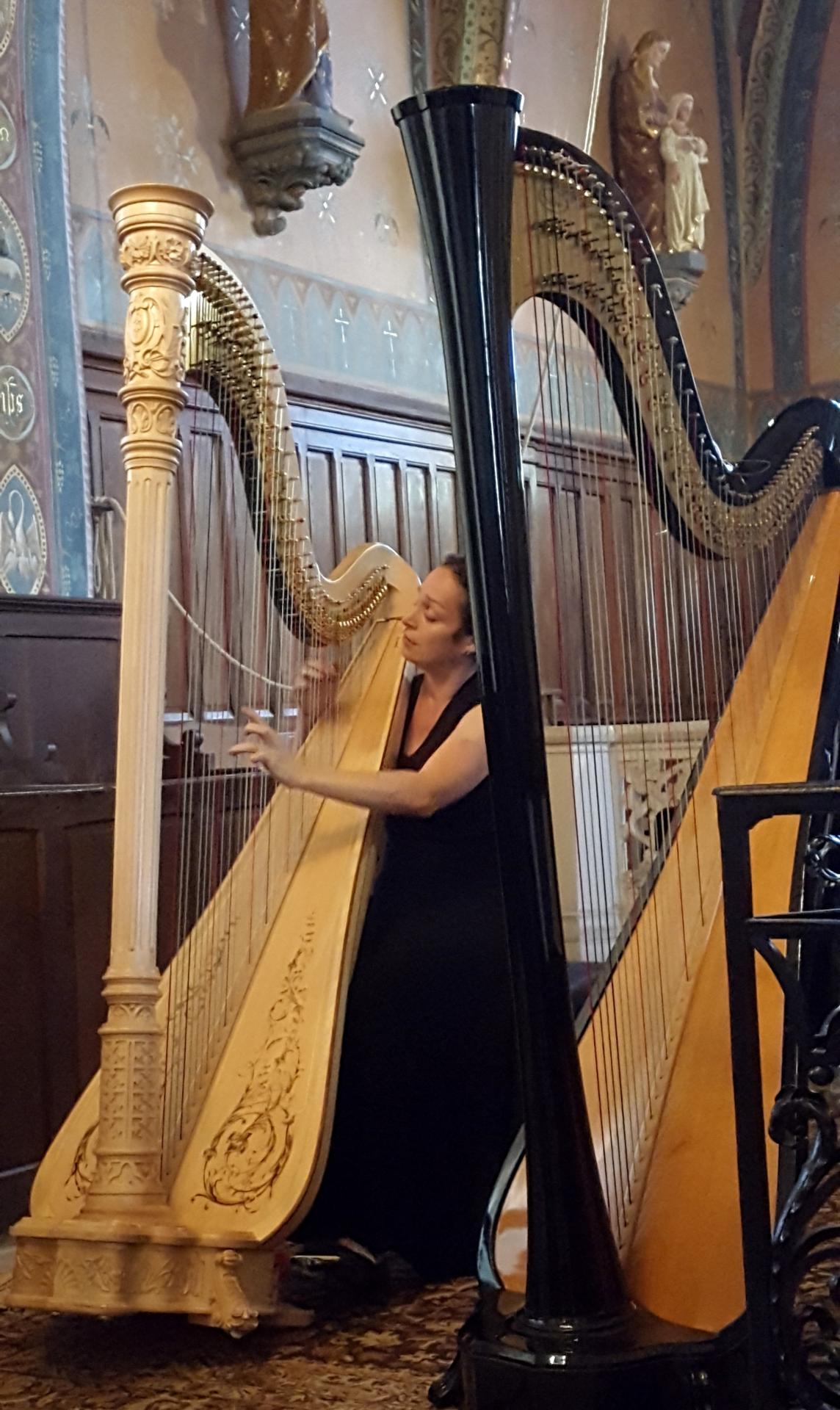 La Harpiste Agnès Peytour en soliste