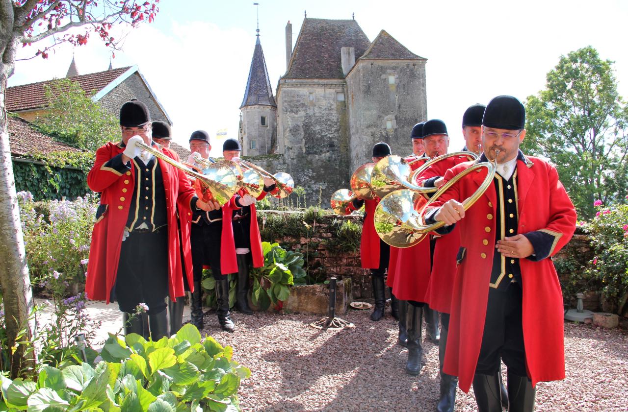 Les sonneurs de trompe du Débuché de Bourgogne