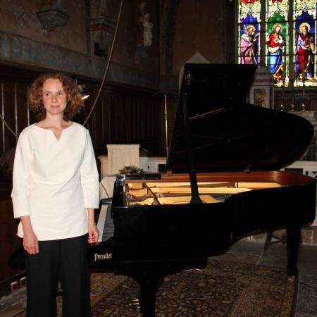 Juliette Mazerand recevant les ovations du public