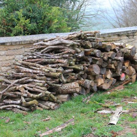 23 décembre, deux stères de bois pour un grand feu