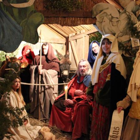 24 déc. 22h30, La crèche vivante, d'après La Nativité de Robert Campin