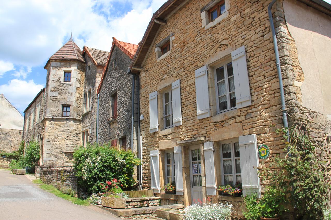 Châteauneuf-en-Auxois