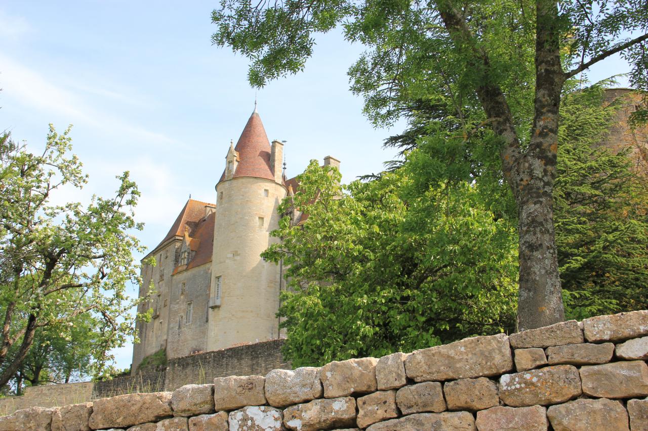 Châteauneuf-en-Auxois
