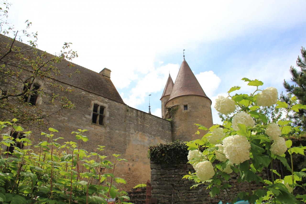 Châteauneuf-en-Auxois