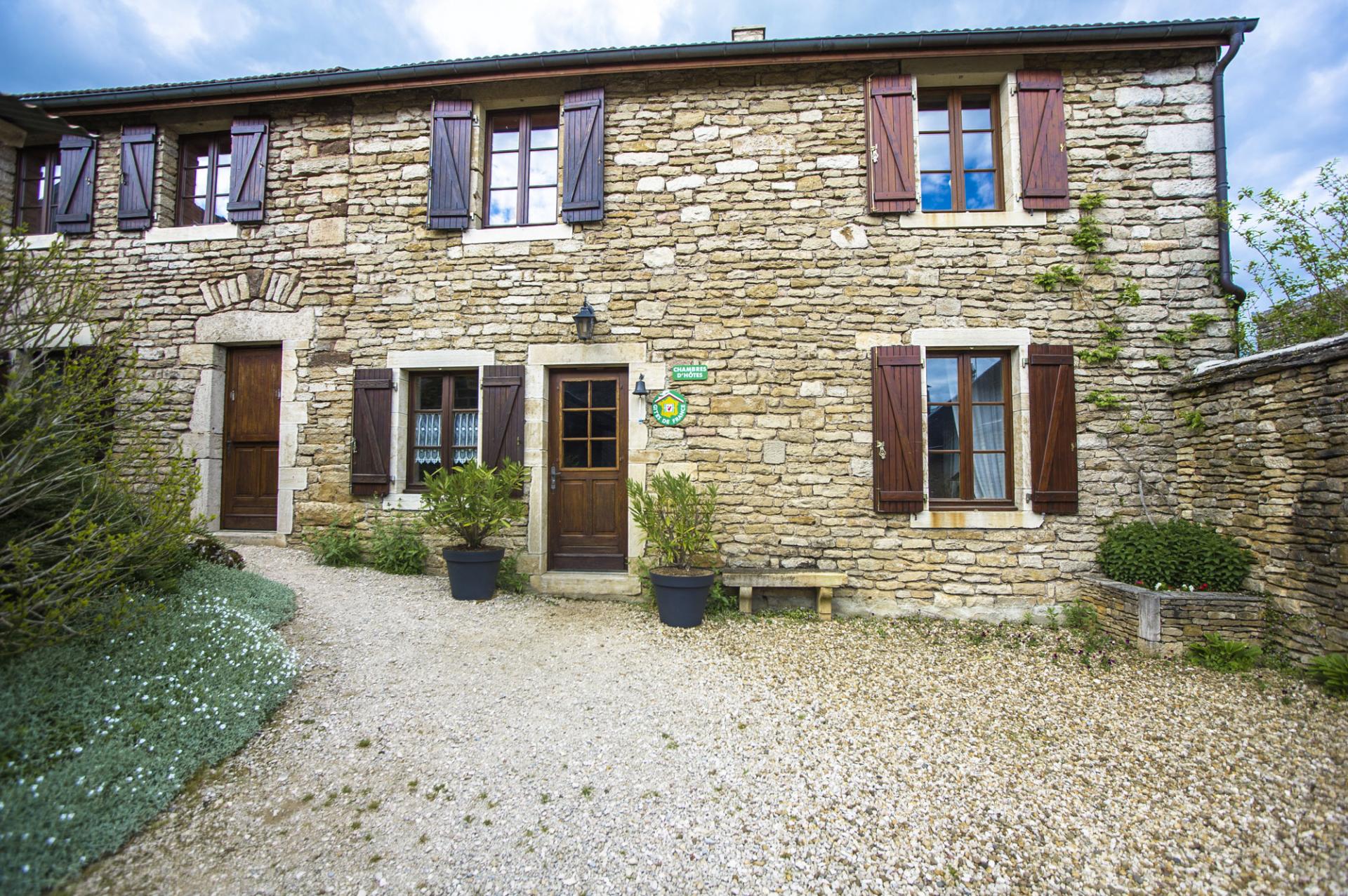 GÎTE et CHAMBRES D'HÔTES, chez Annie et Jean-Michel BAGATELLE